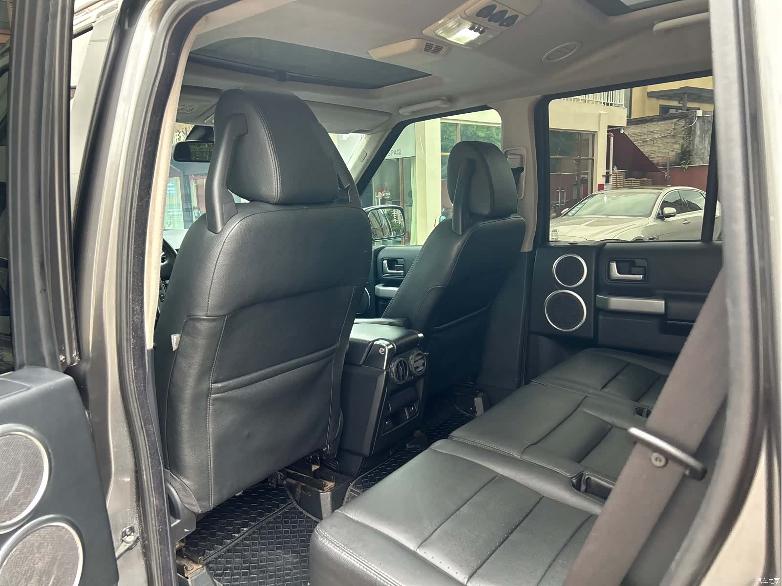 Land Rover Discovery, 2009 13