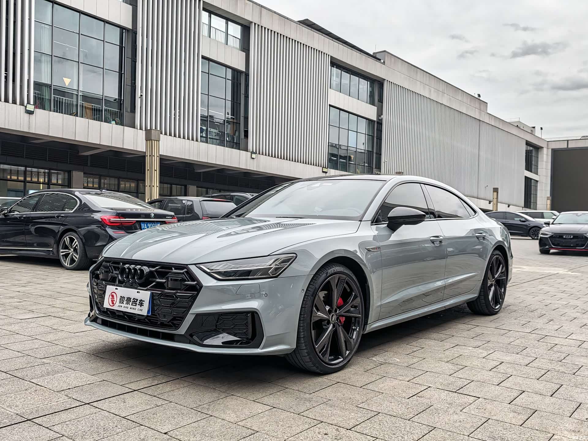 Audi A7L, 2024 1