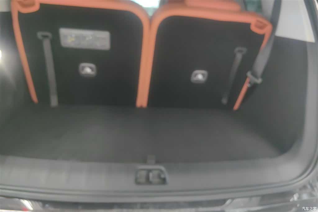 Leapmotor C16, 2025 4