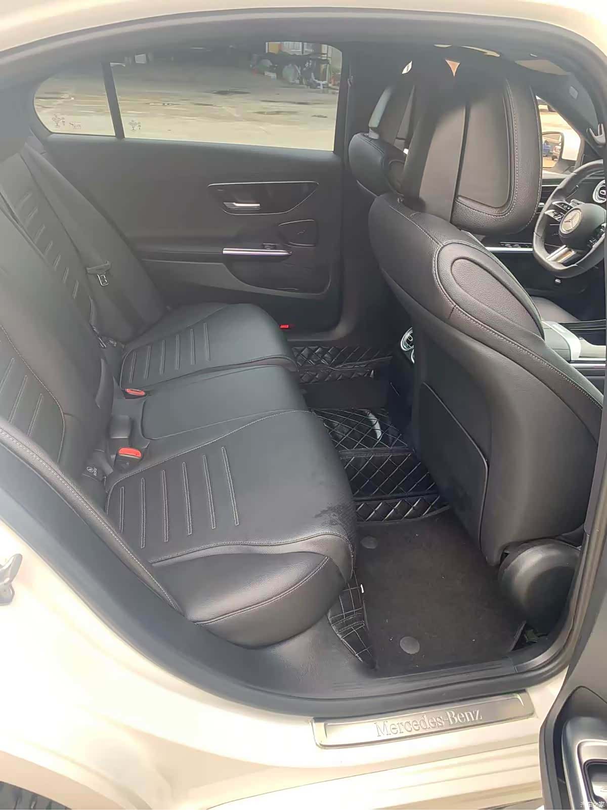 Mercedes-Benz C-Class, 2022 15