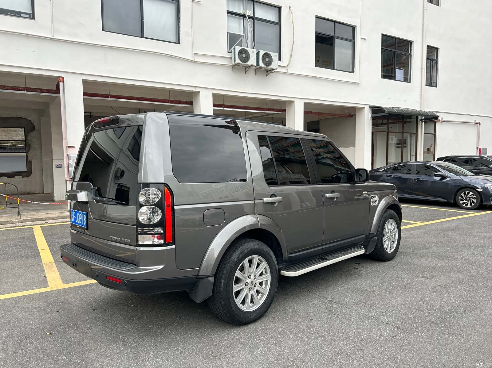Land Rover Discovery, 2009 7