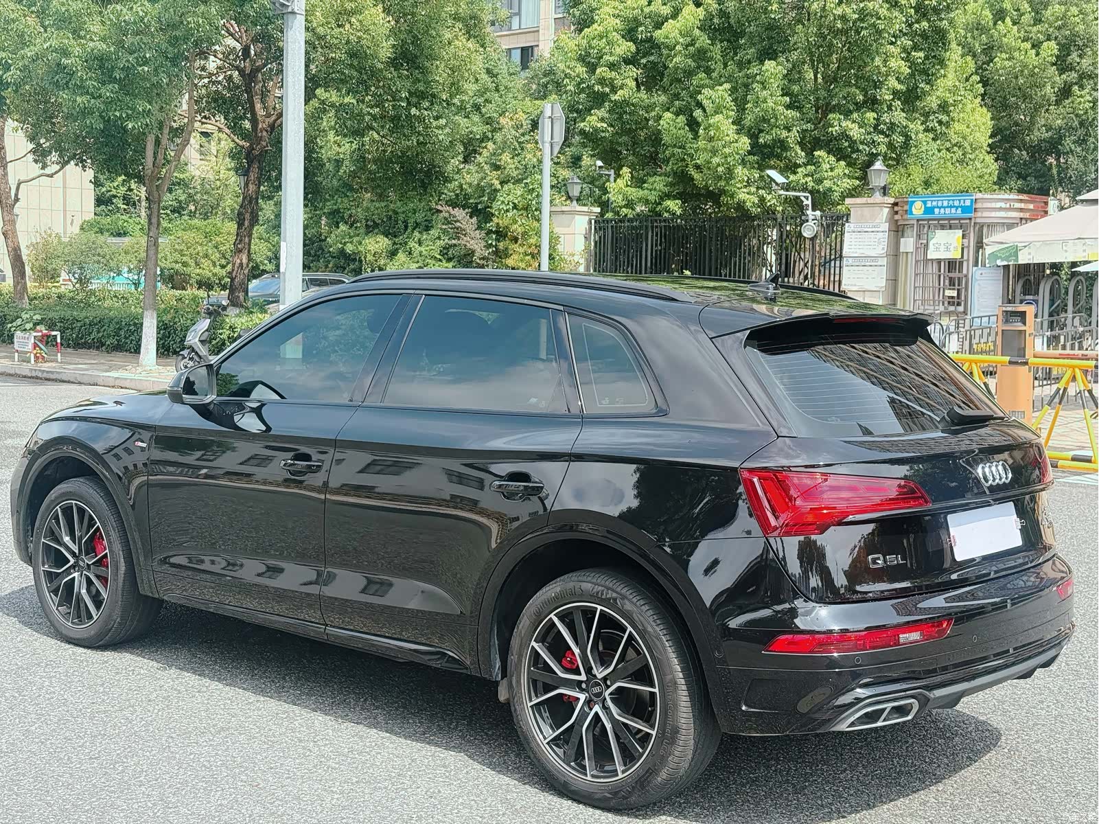 Audi Q5L, 2023 все фото
