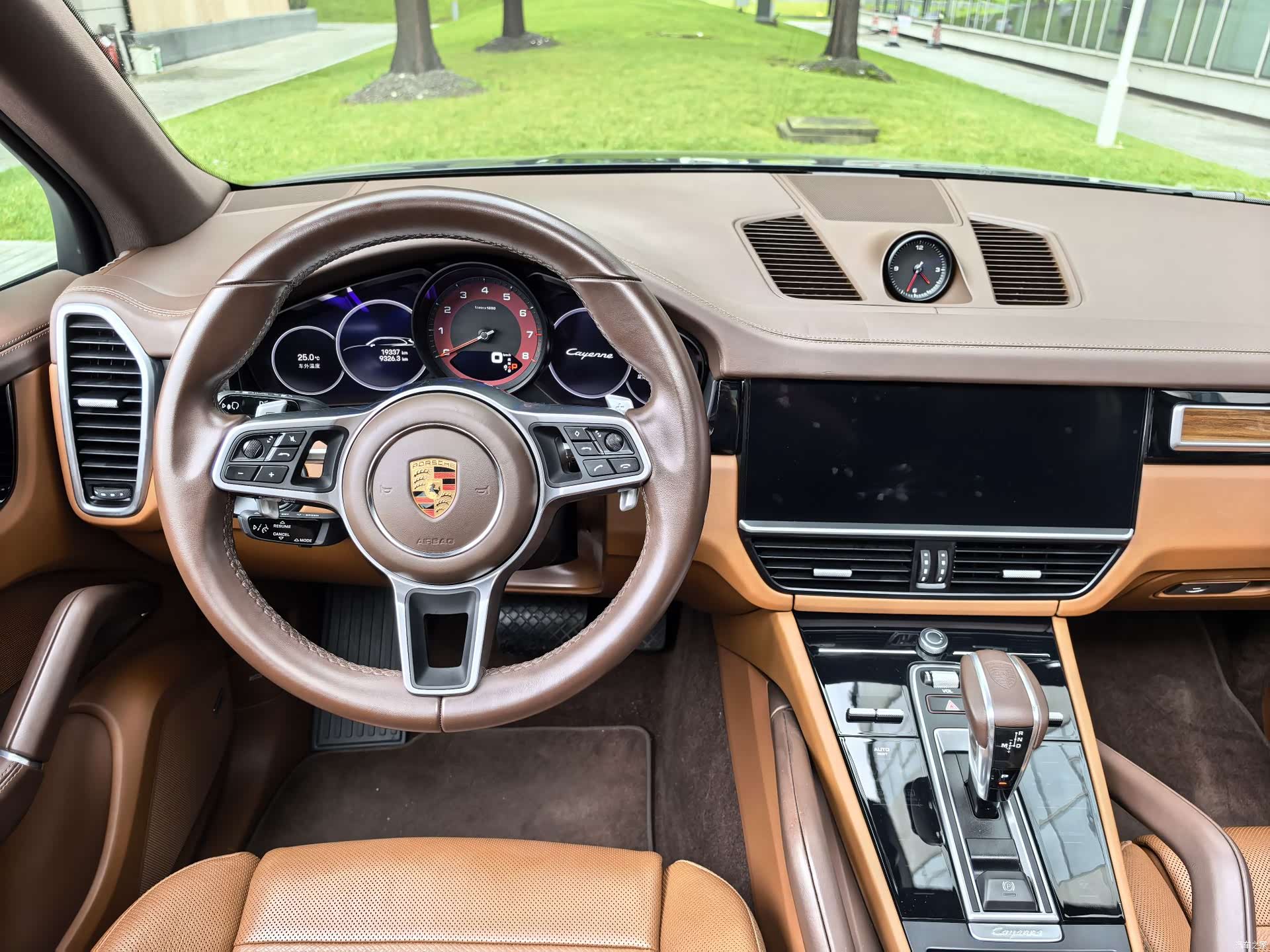 Porsche Cayenne, 2023 26