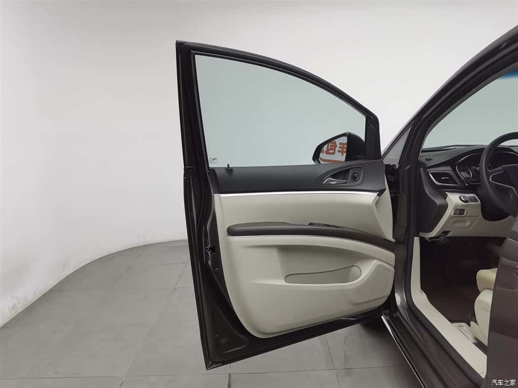 Buick GL8, 2024 8