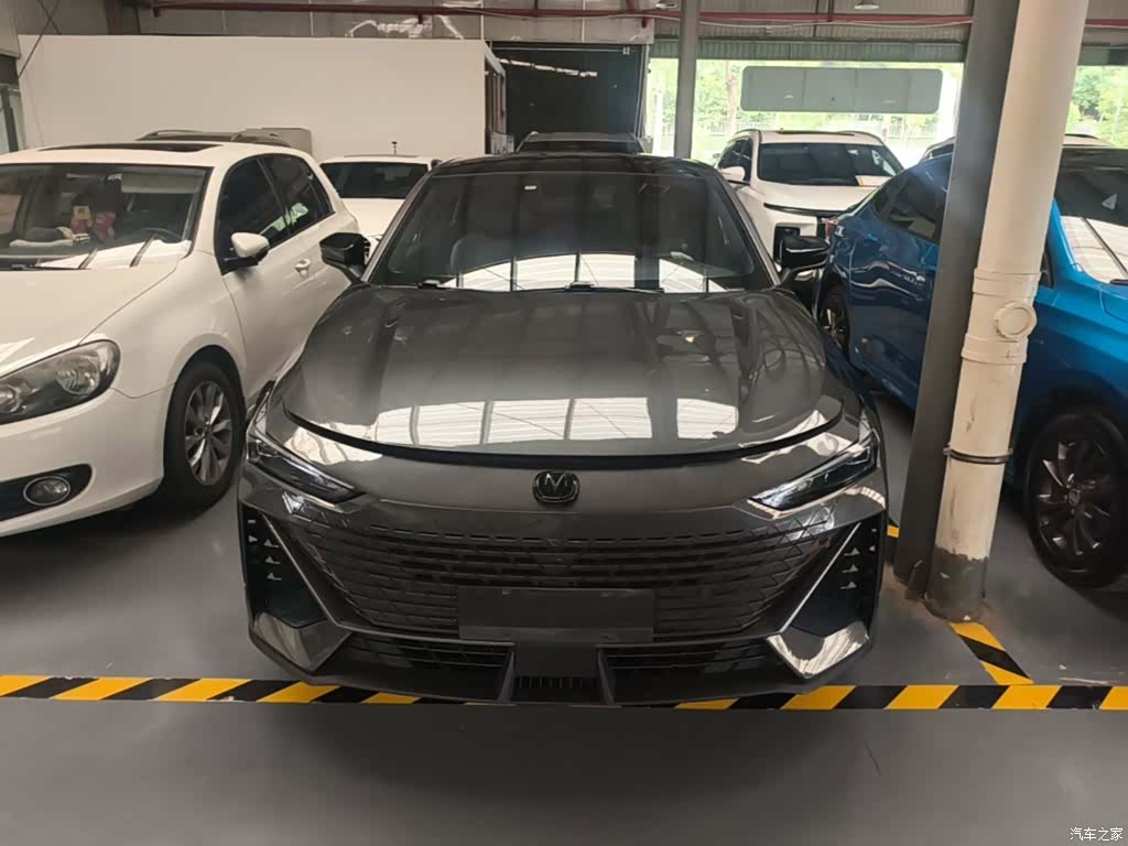 Changan UNI-V, 2023 3