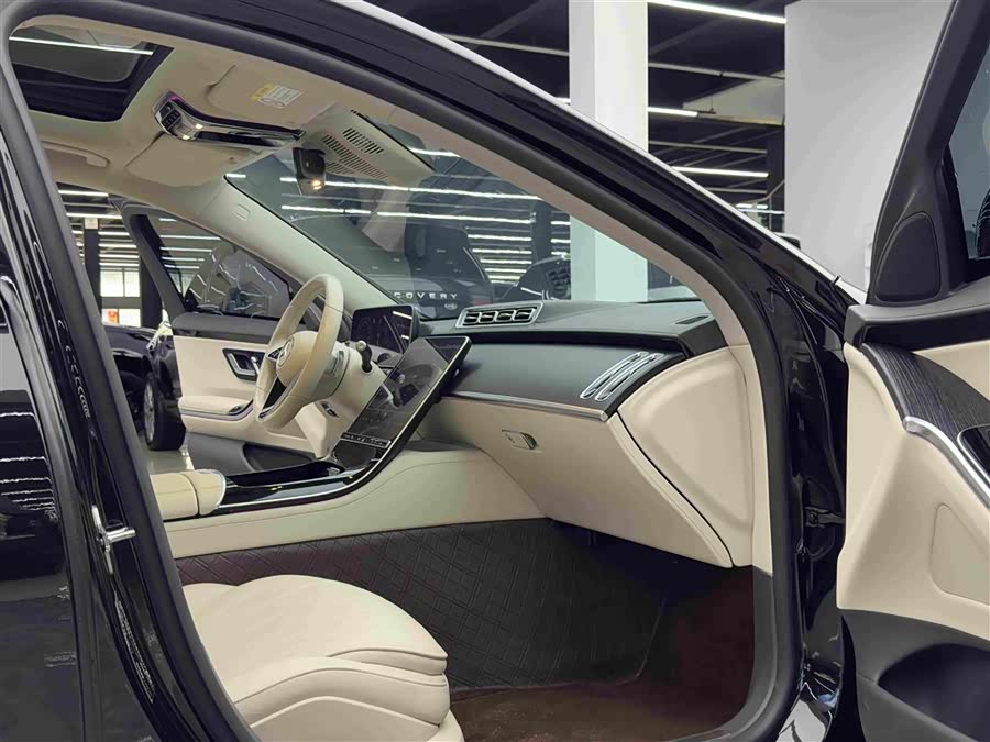 Mercedes-Benz S-Class 2022, фото 10