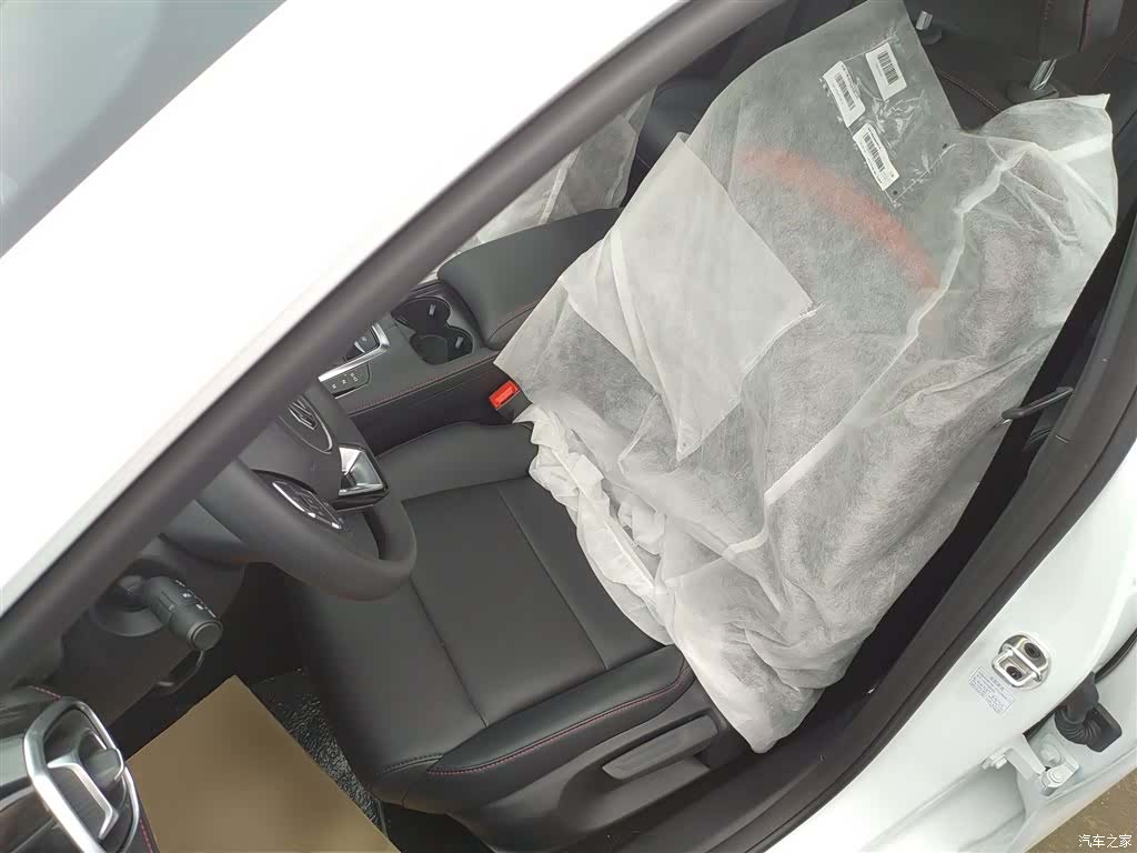 MG MG5, 2026 15