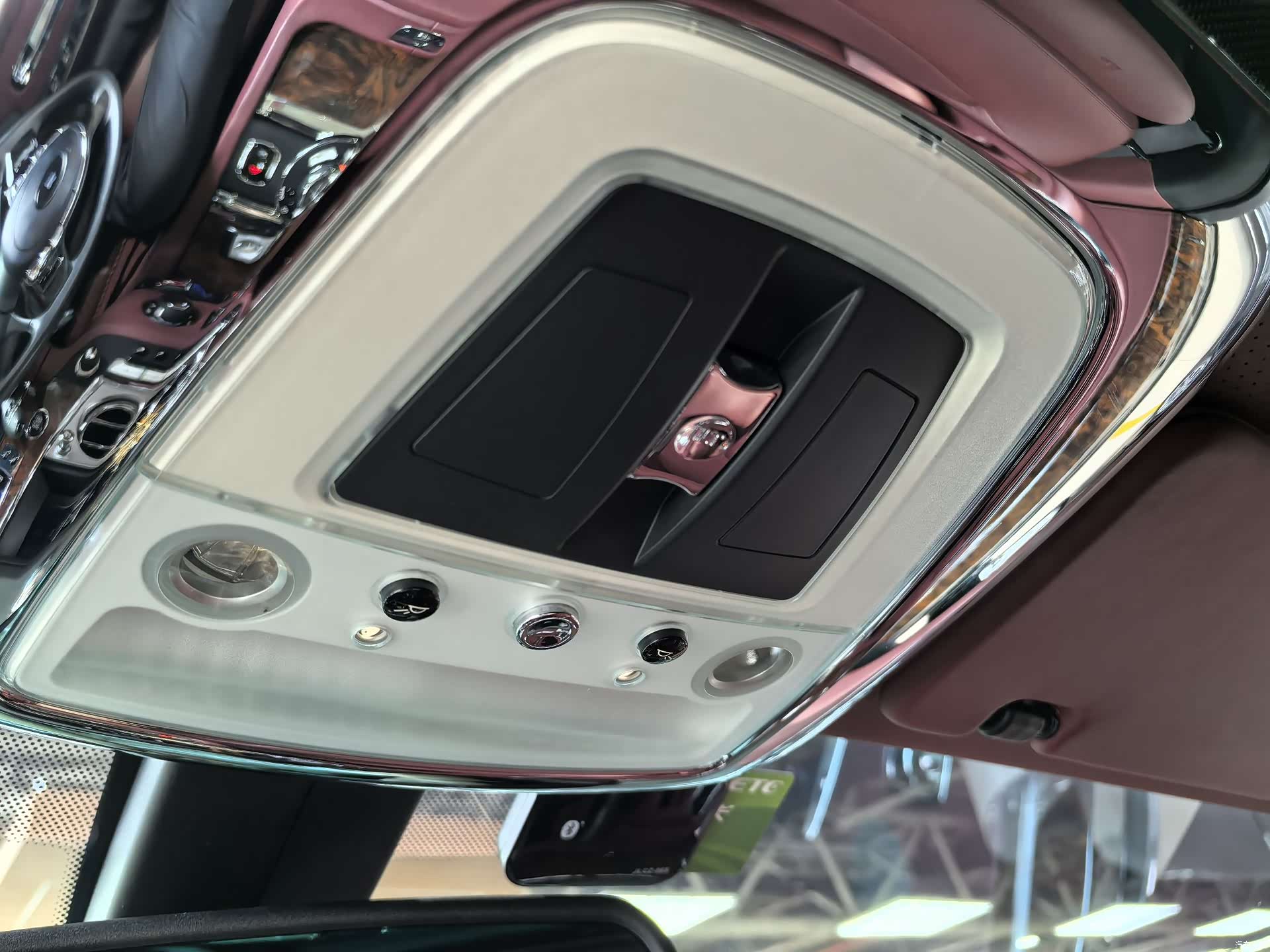 Rolls-Royce Ghost, 2015 16