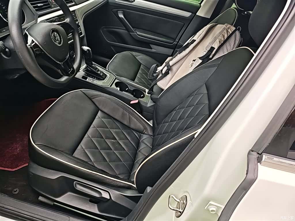 Volkswagen Lamando, 2016 15