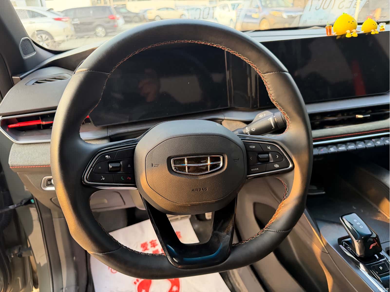 Geely Binray, 2022 9