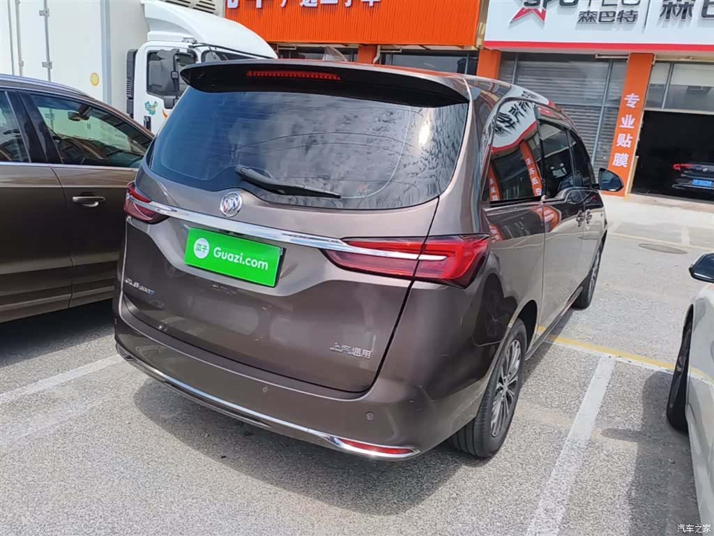 Buick GL8, 2023 7