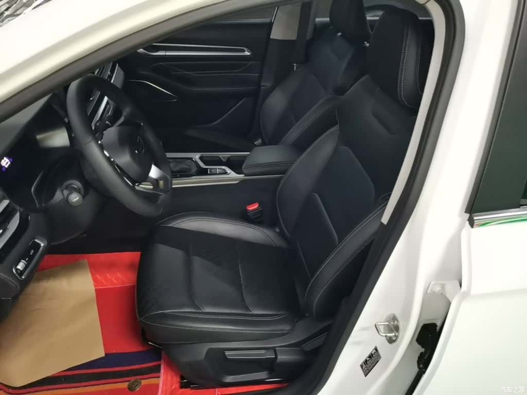 Geely Emgrand, 2023 11