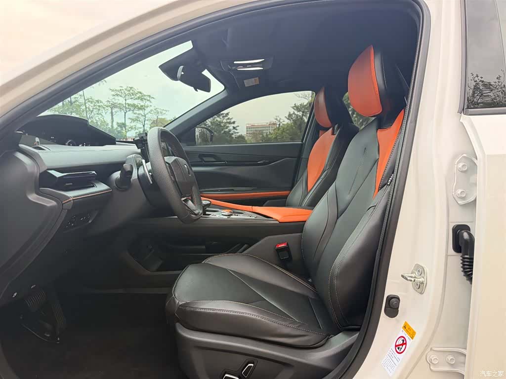 Changan UNI-V, 2023 16