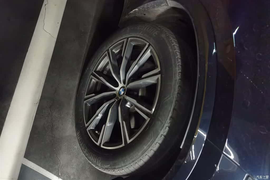 BMW X5, 2020 6