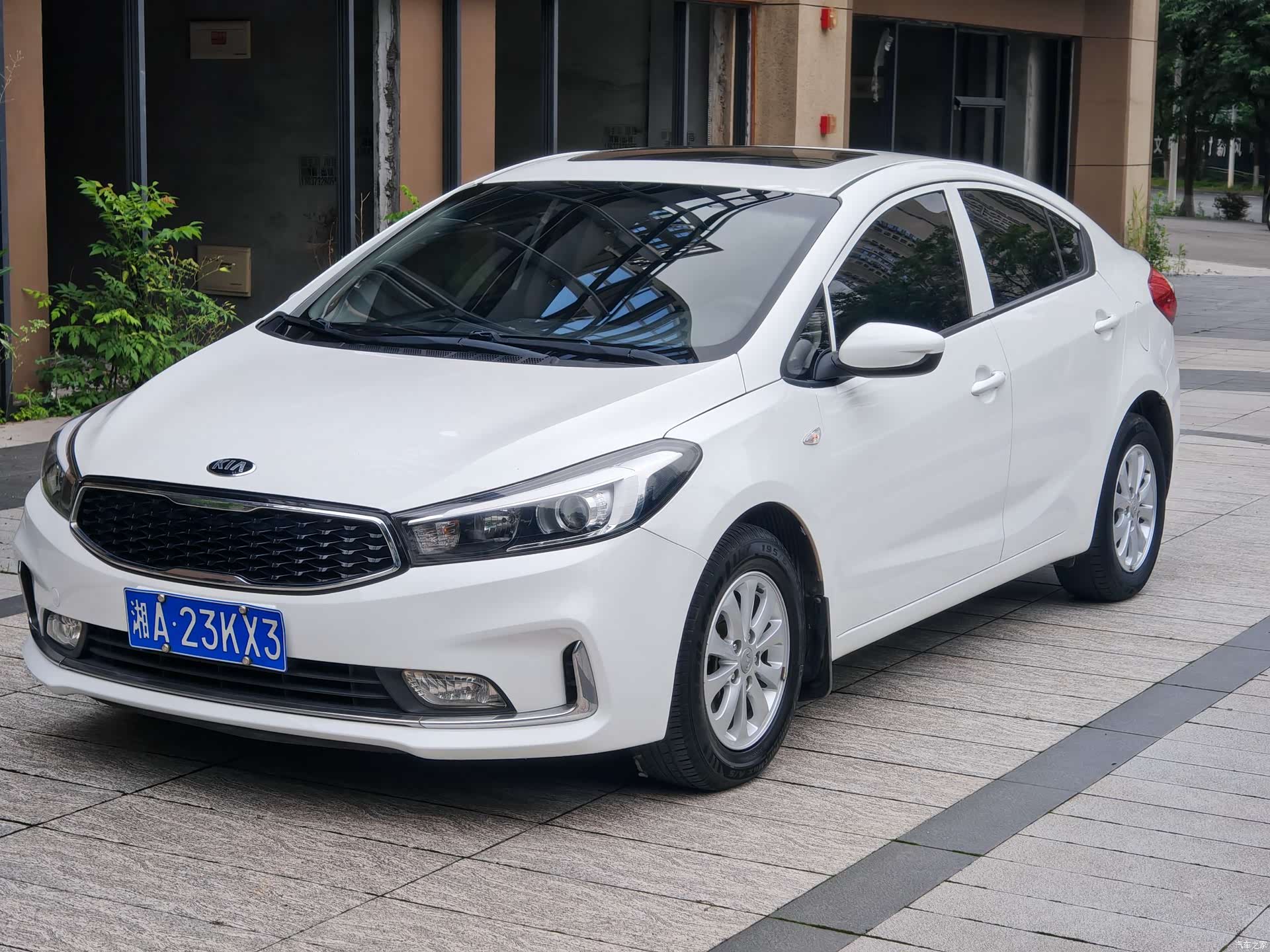 Kia K3, 2017 1
