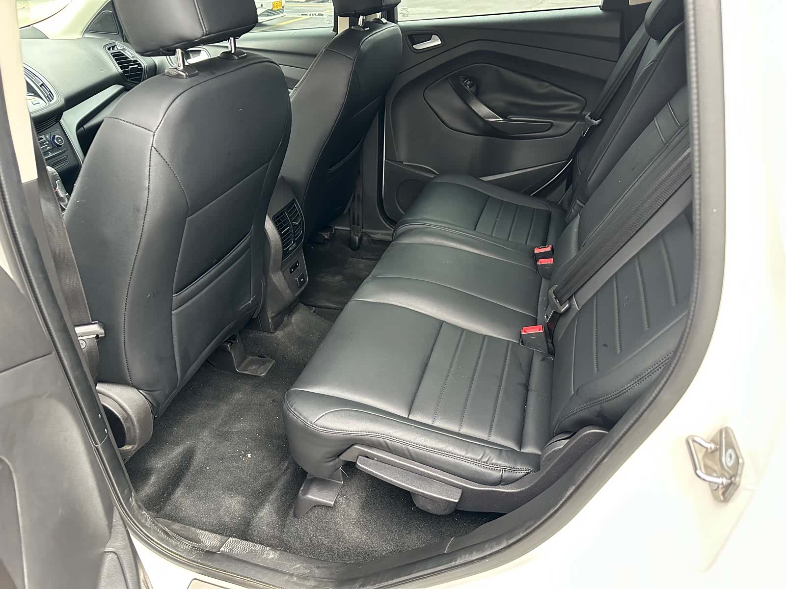 Ford Kuga, 2017 6