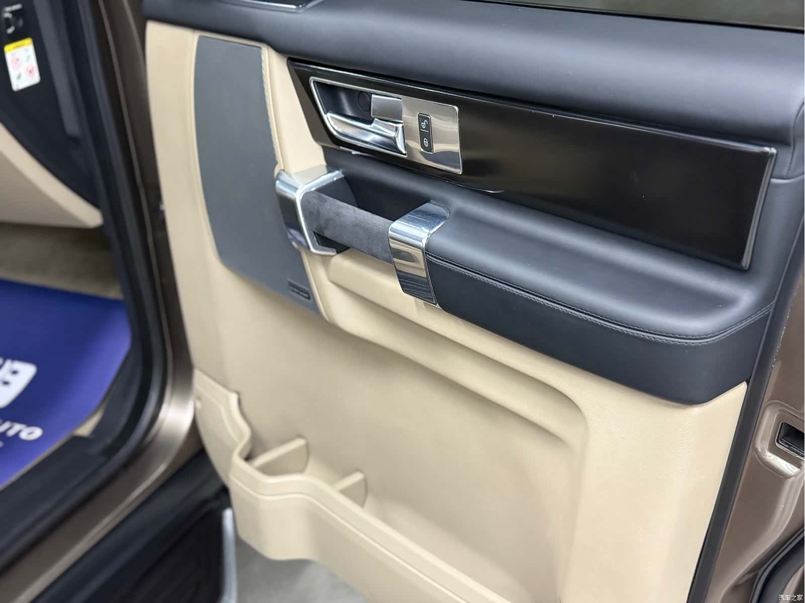Land Rover Range Rover, 2012 15