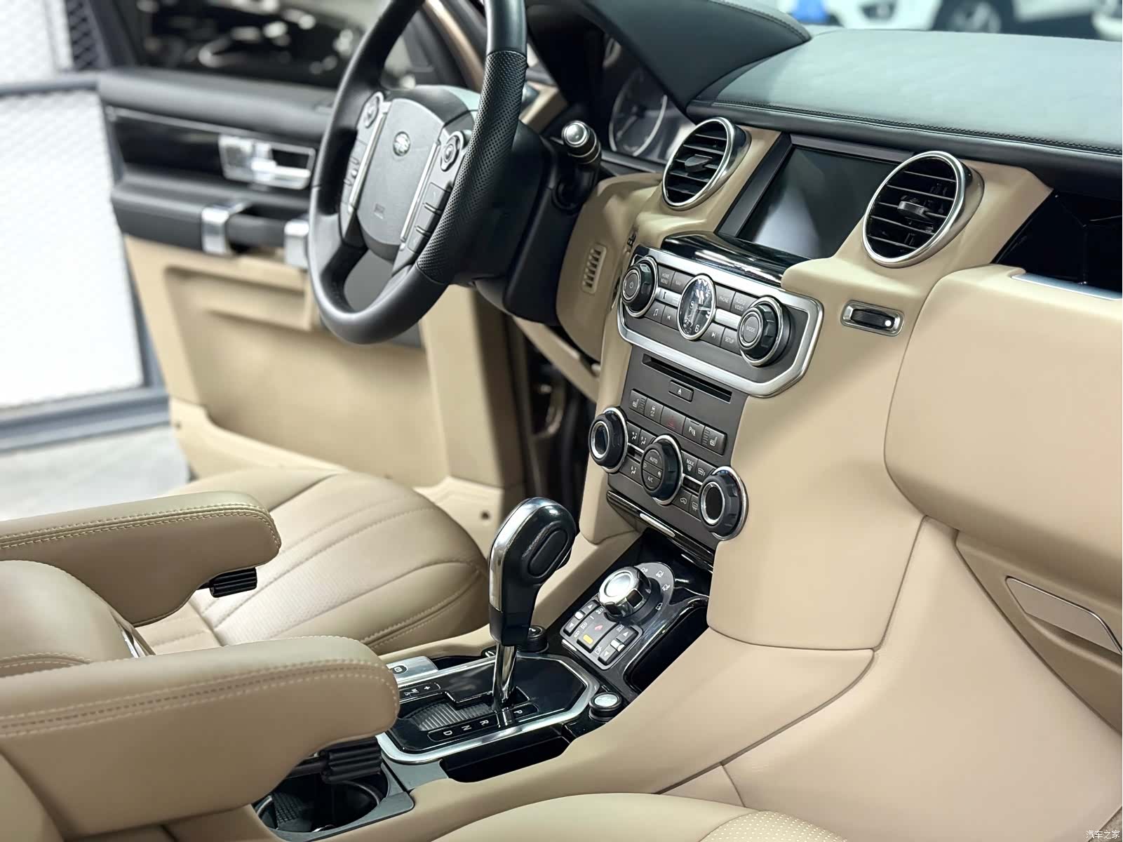 Land Rover Range Rover, 2012 8