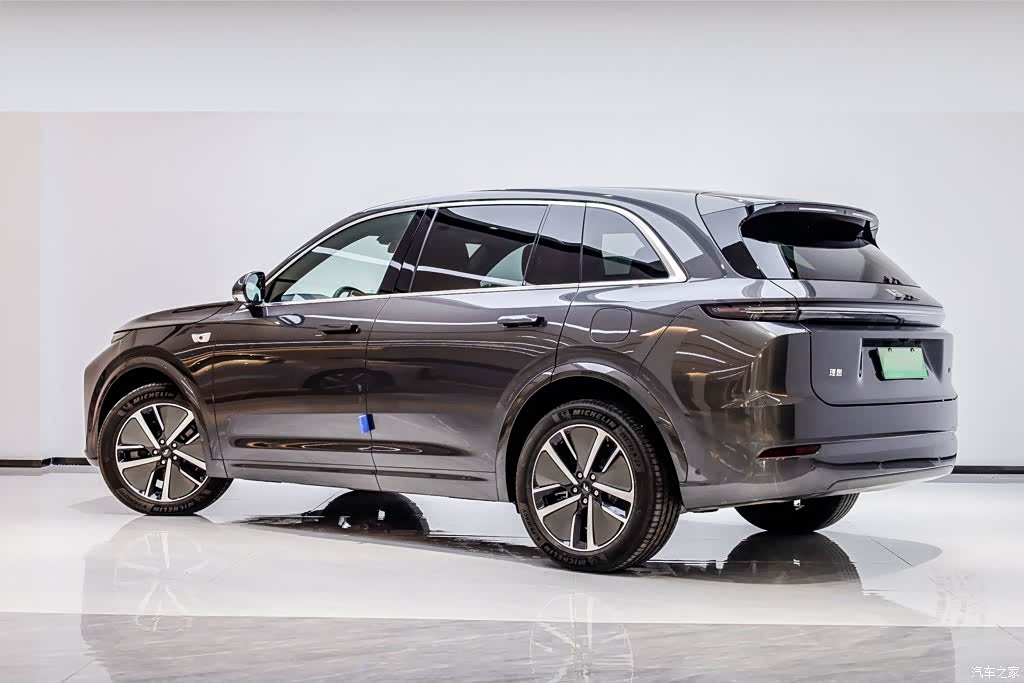 Li Auto L7, 2024 4