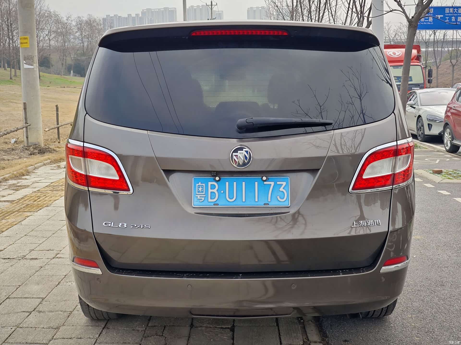 Buick GL8, 2014 18