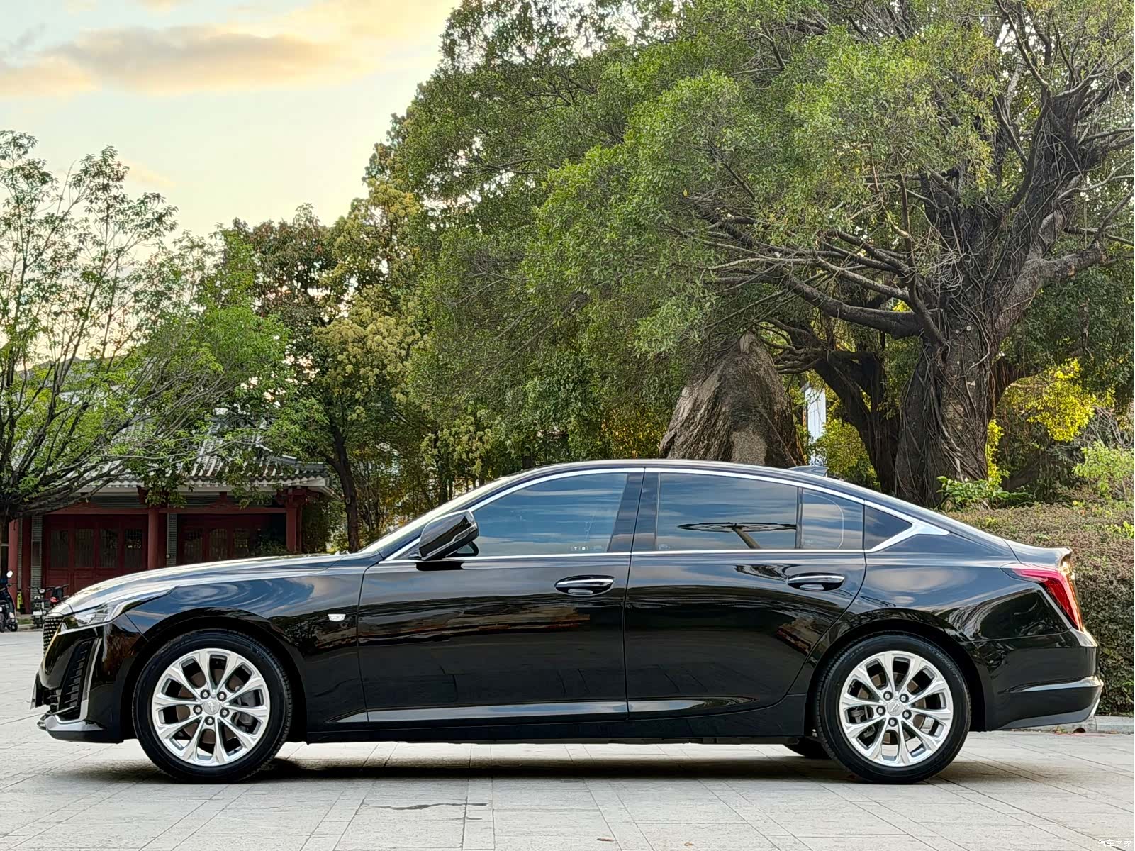 Cadillac CT5, 2023 4