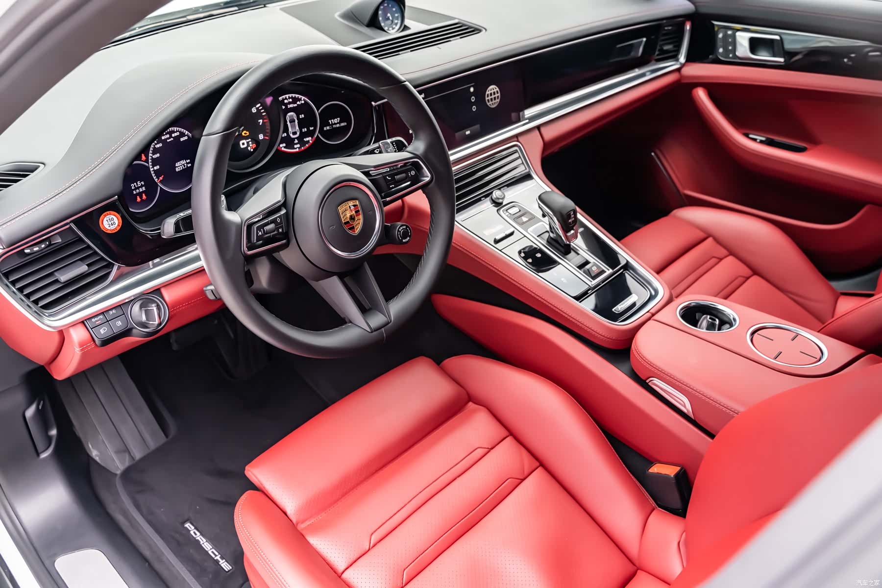 Porsche Panamera, 2022 15