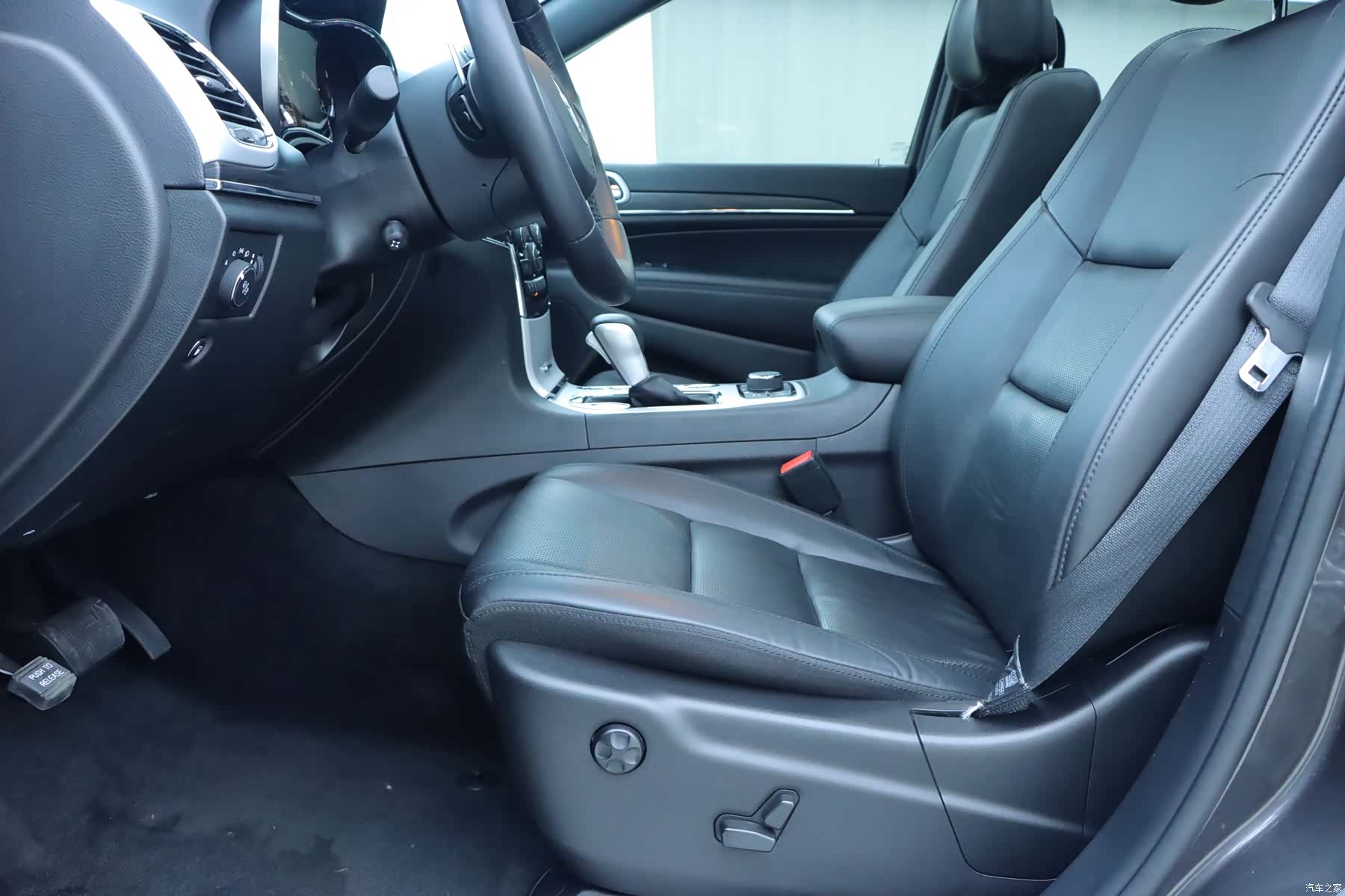 Jeep Grand Cherokee, 2022 все фото