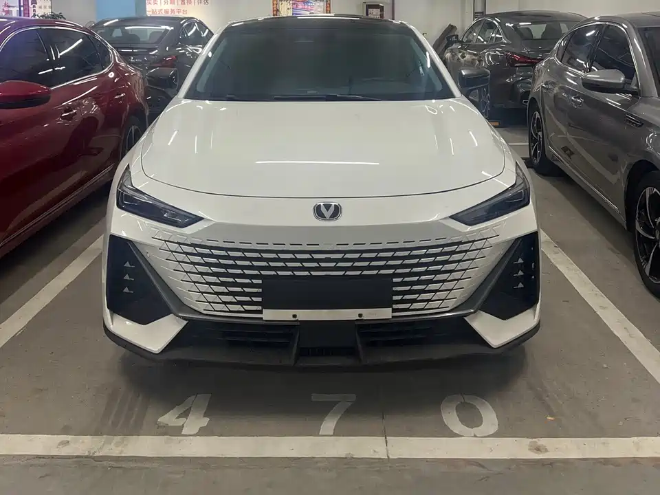 Changan UNI-V Smart iDD