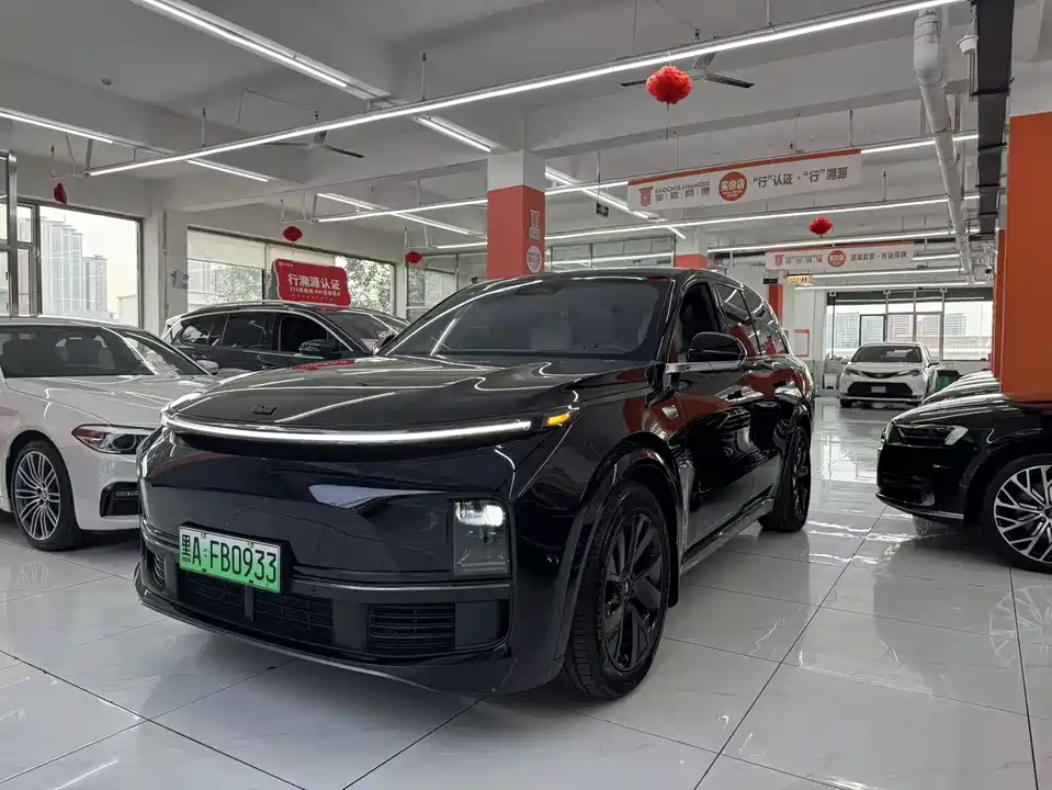 Li Auto Ideal L8