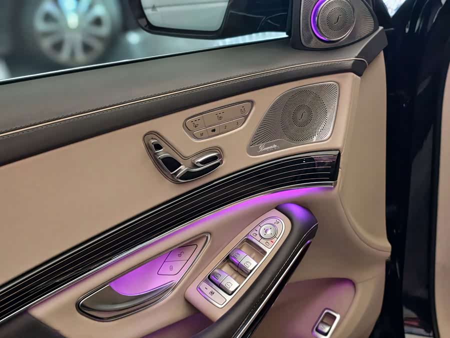 Mercedes-Benz Maybach S-Class 2018, фото 10