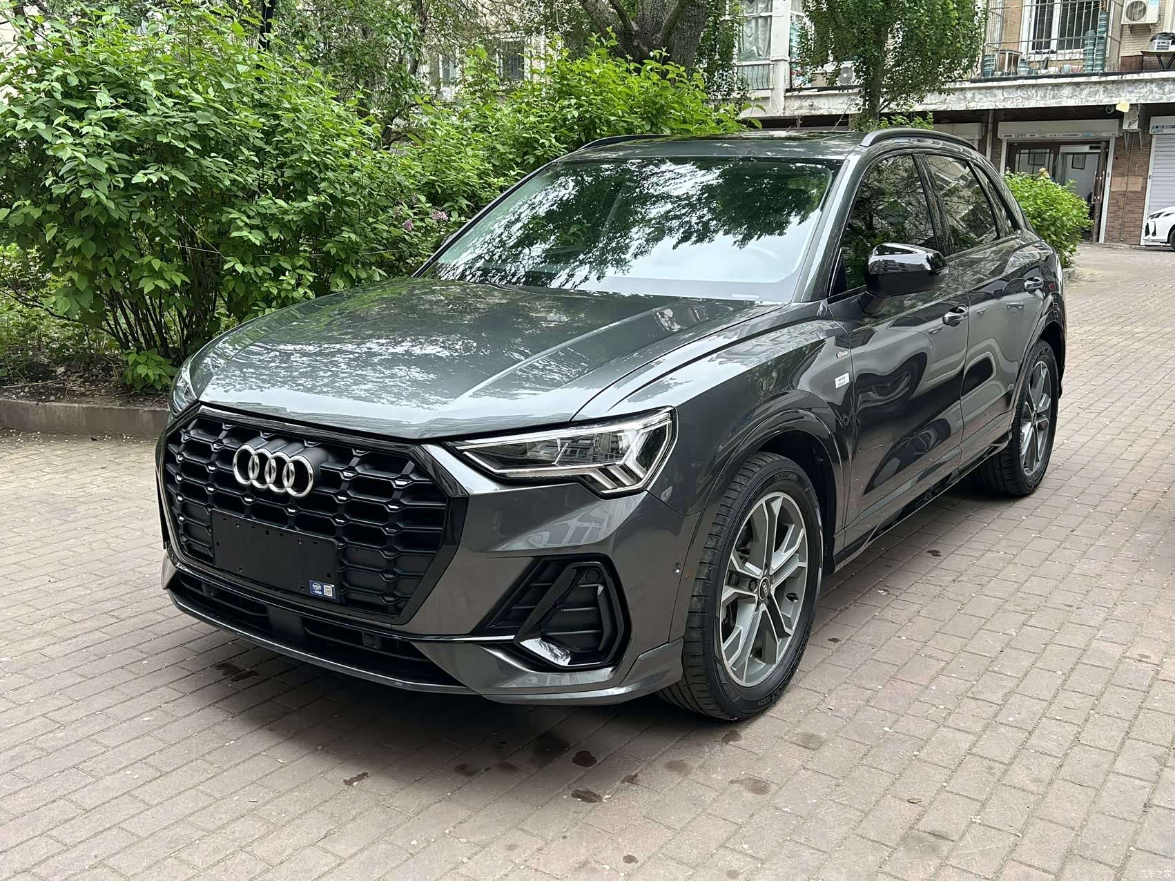 Audi Q3, 2023 1
