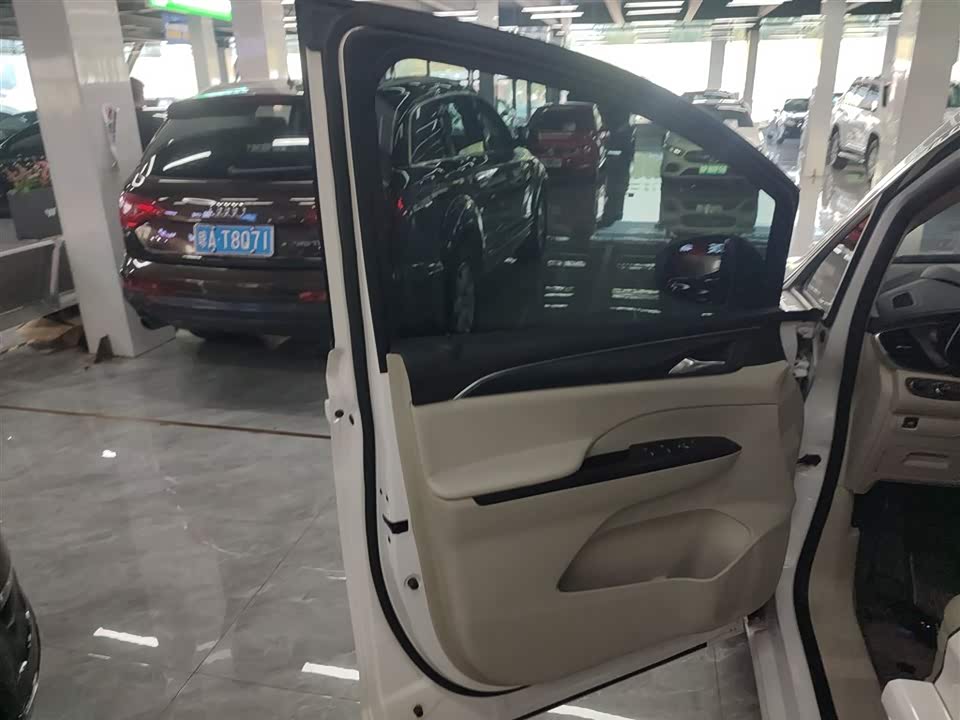 Buick GL8 Buick GL8
