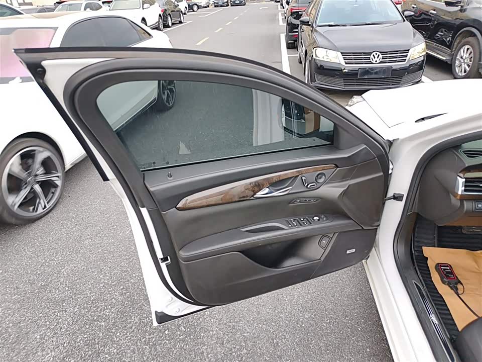 Cadillac CT6