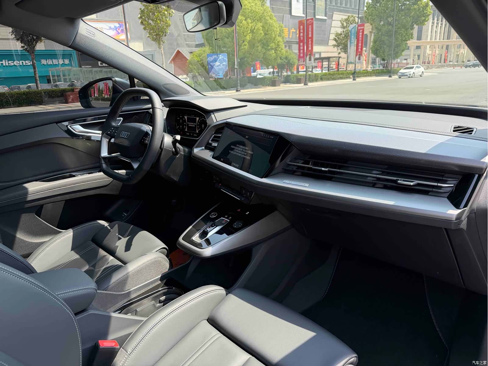 Audi Q4 e-tron, 2024 22