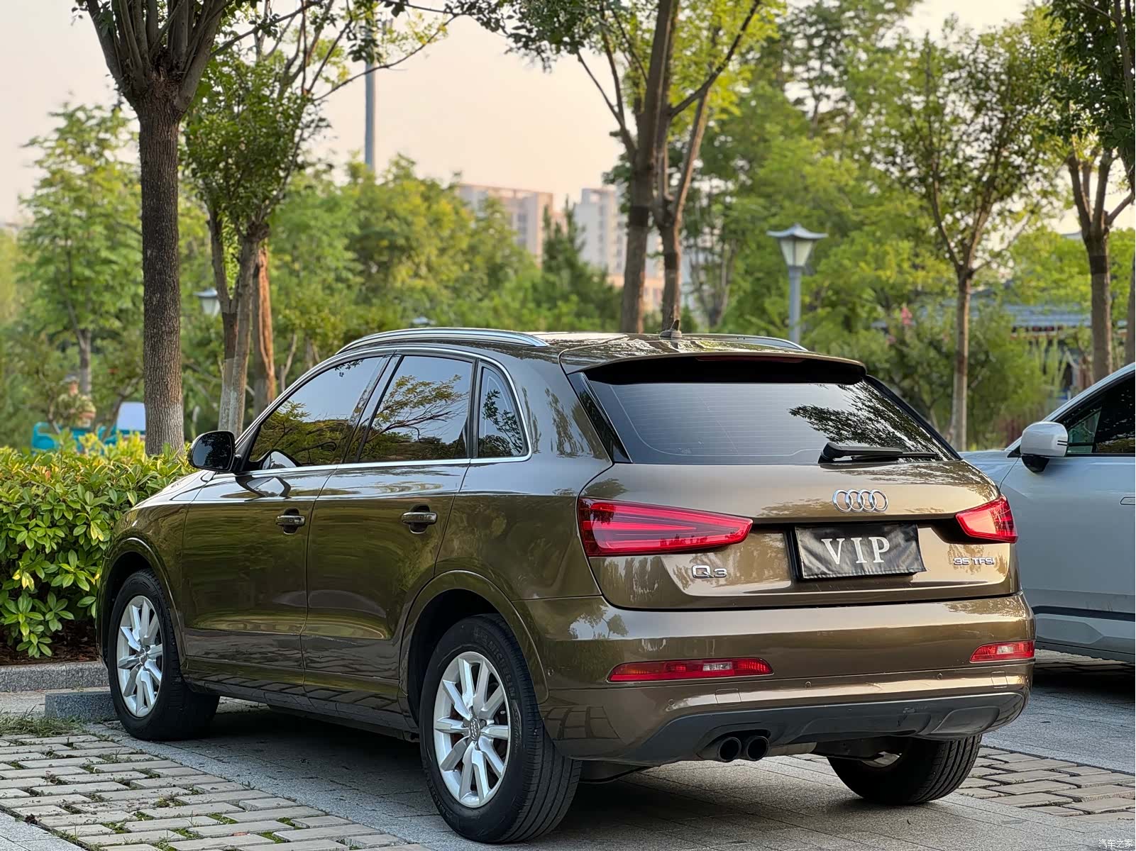 Audi Q3, 2013 8