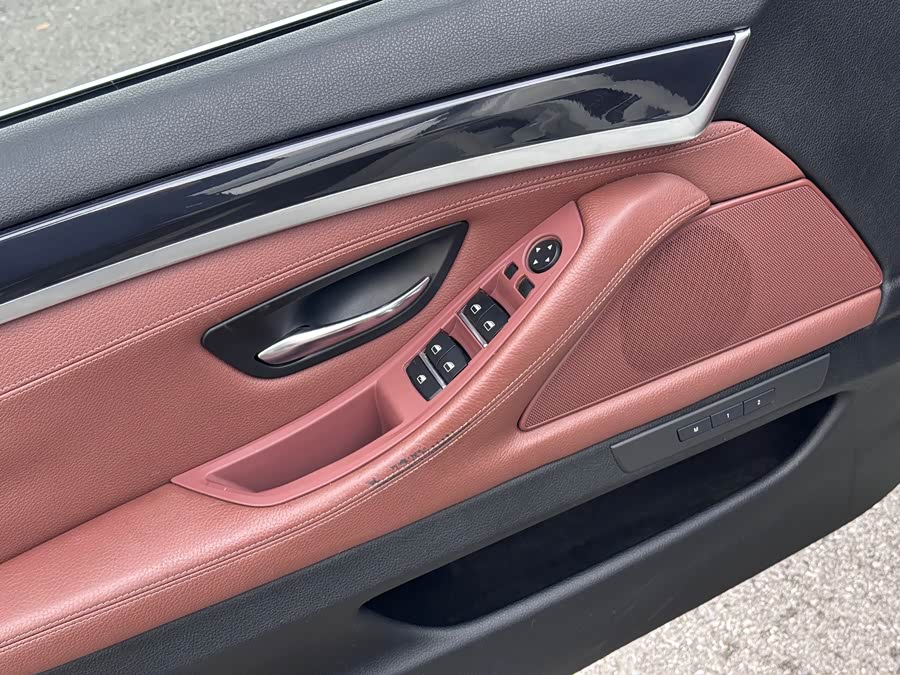 BMW 5 Series 2014, фото 6