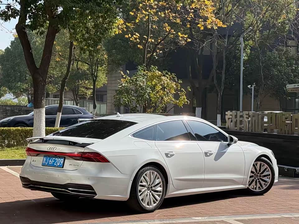 Audi A7