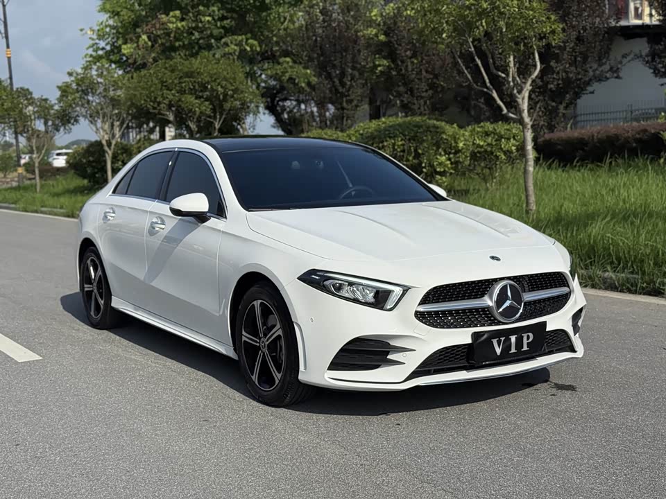 Mercedes-Benz Class A Mercedes-Benz Class A