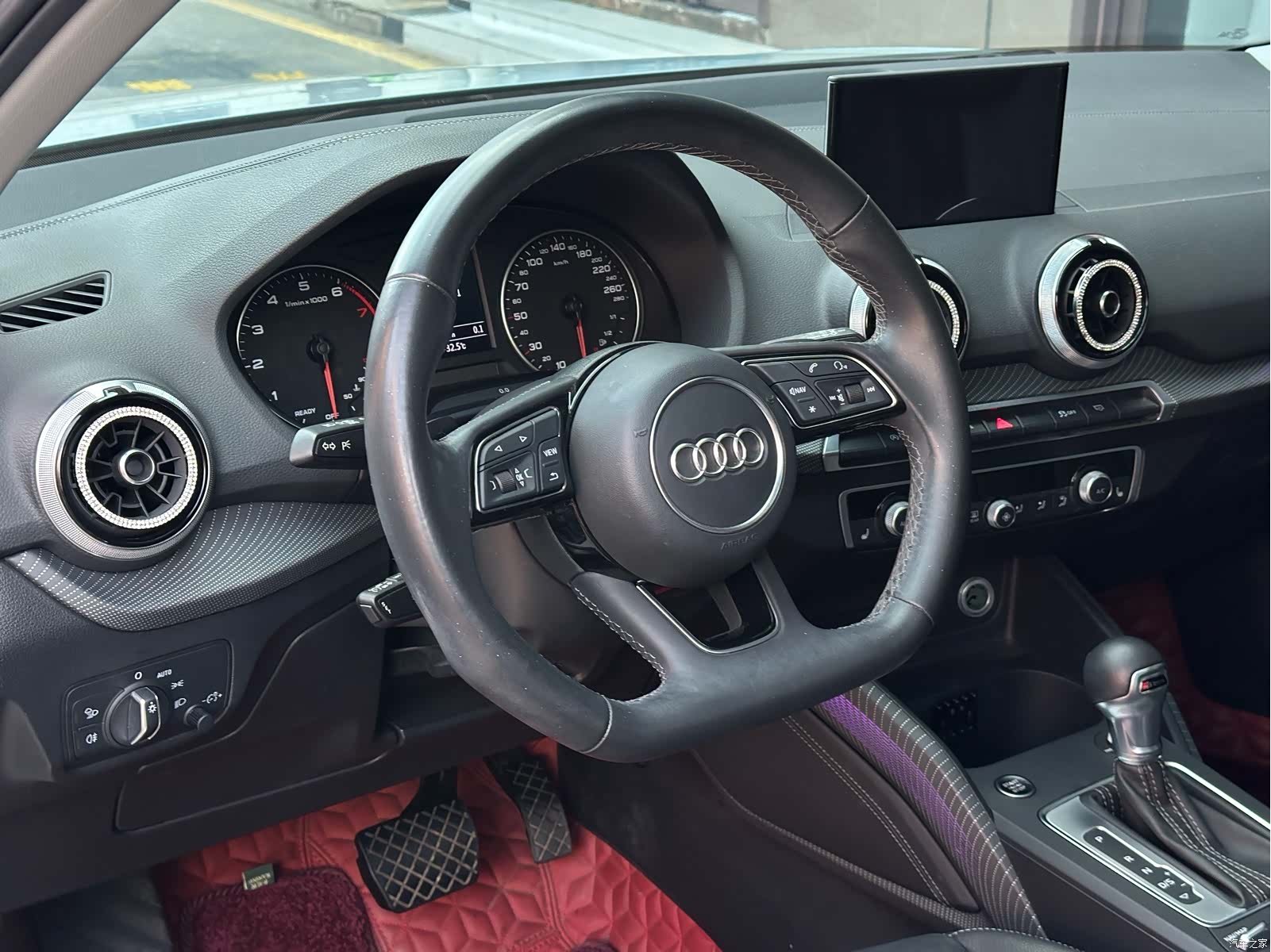 Audi Q2L, 2022 7