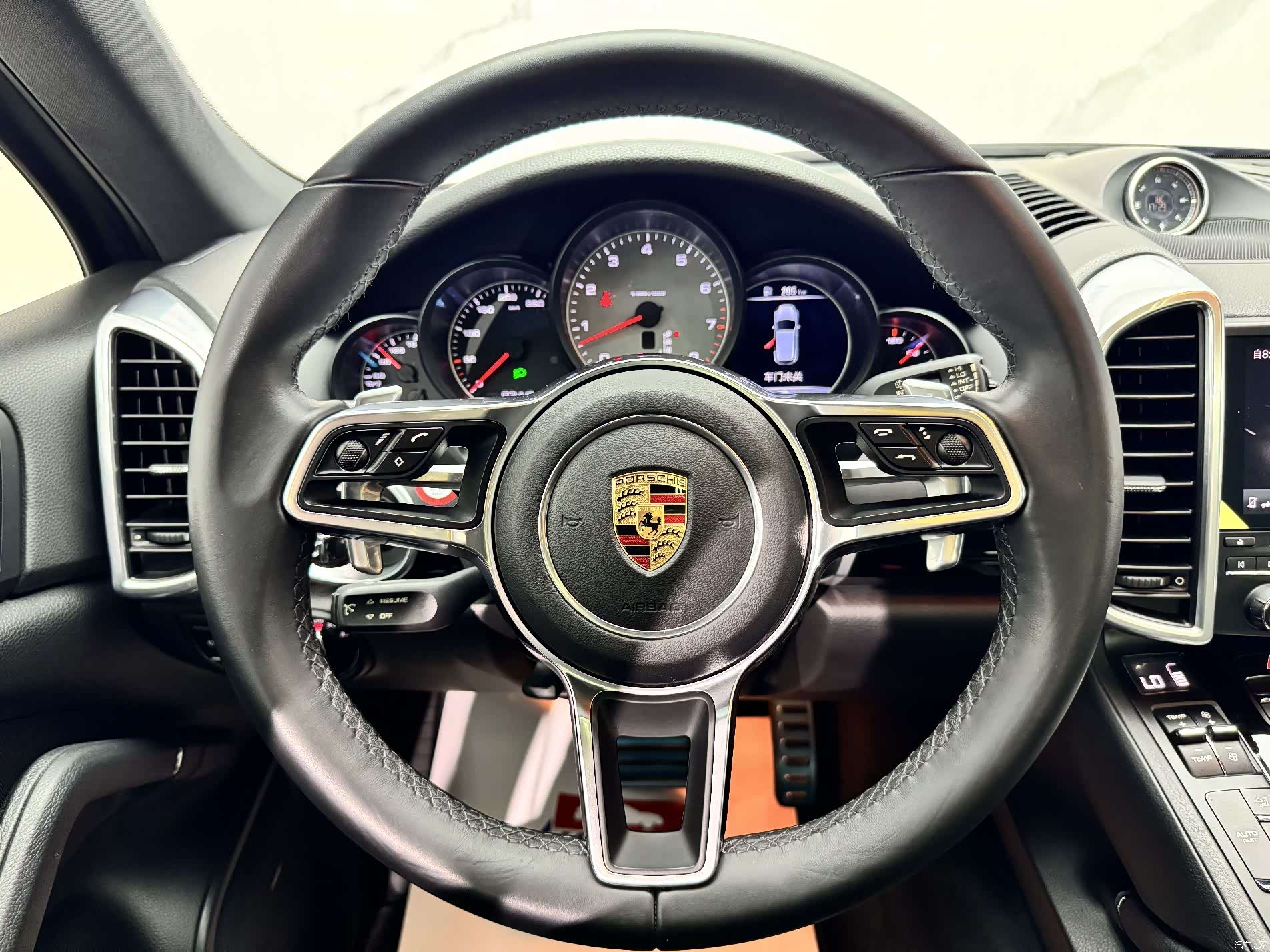 Porsche Cayenne, 2016 14