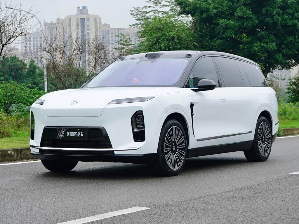 NIO ES8 2026 мест Executive Luxury