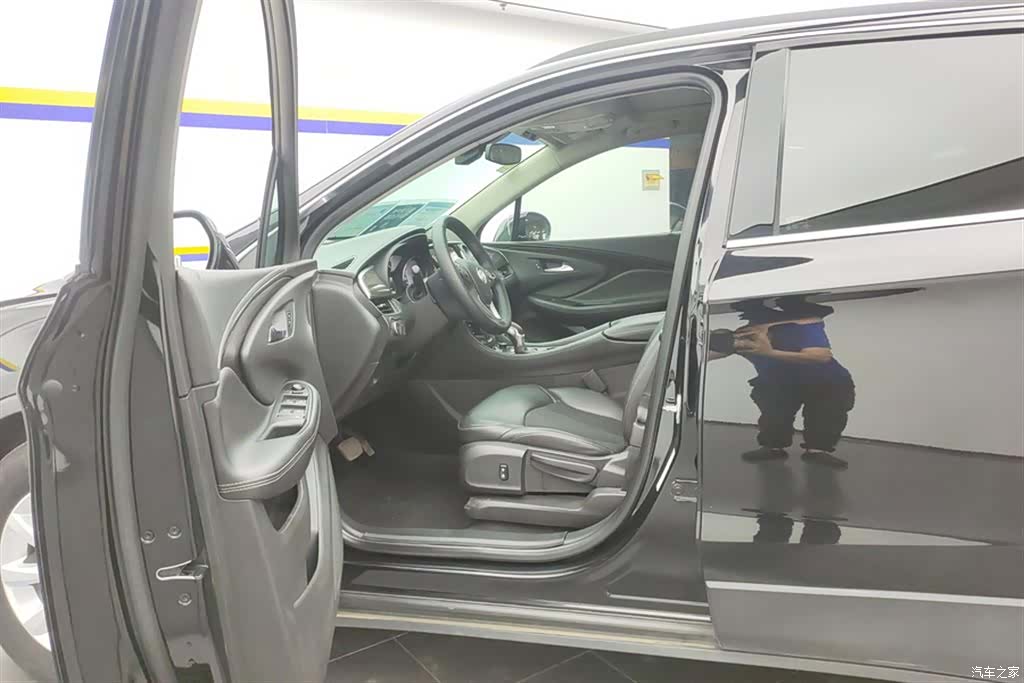 Buick Envision Plus, 2021 9