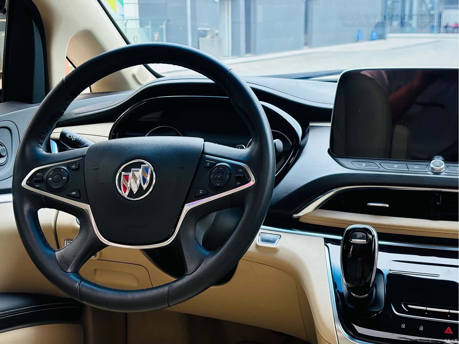 Buick GL8, 2023 13