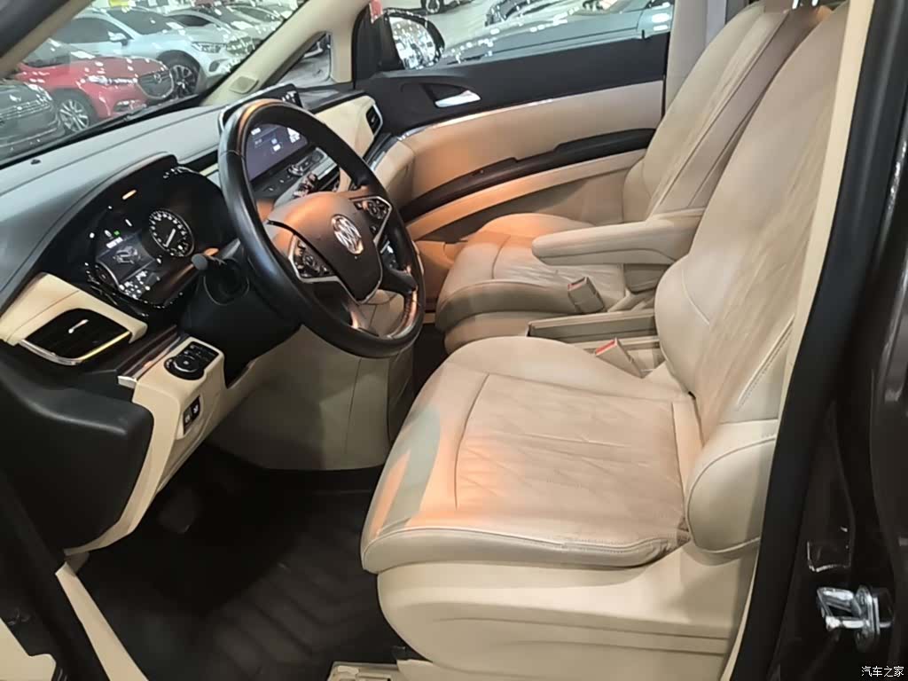 Buick GL8, 2023 15