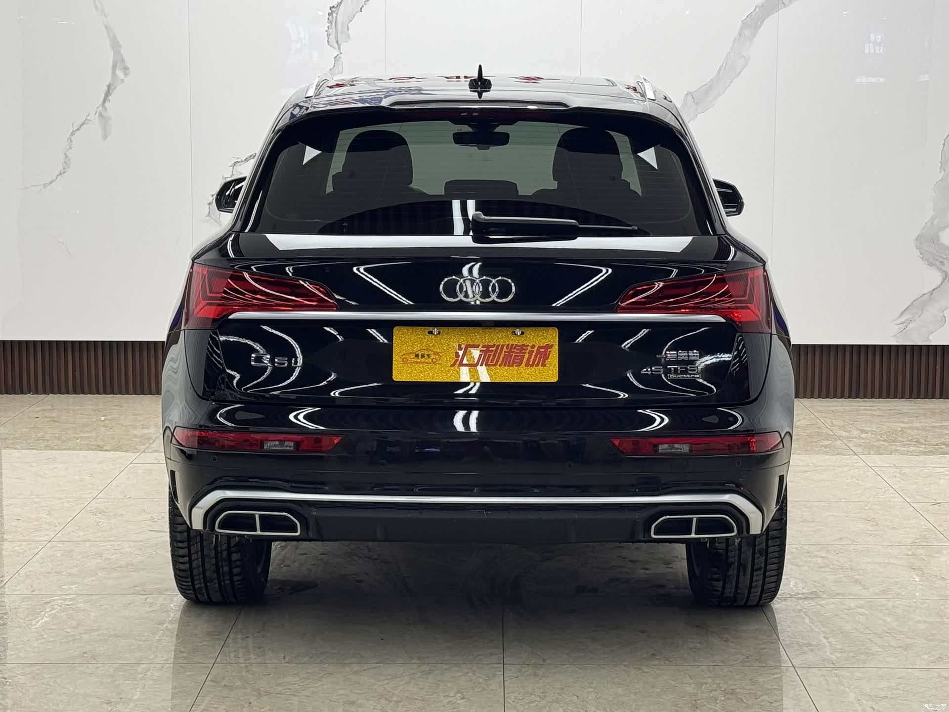 Audi Q5L, 2021 все фото
