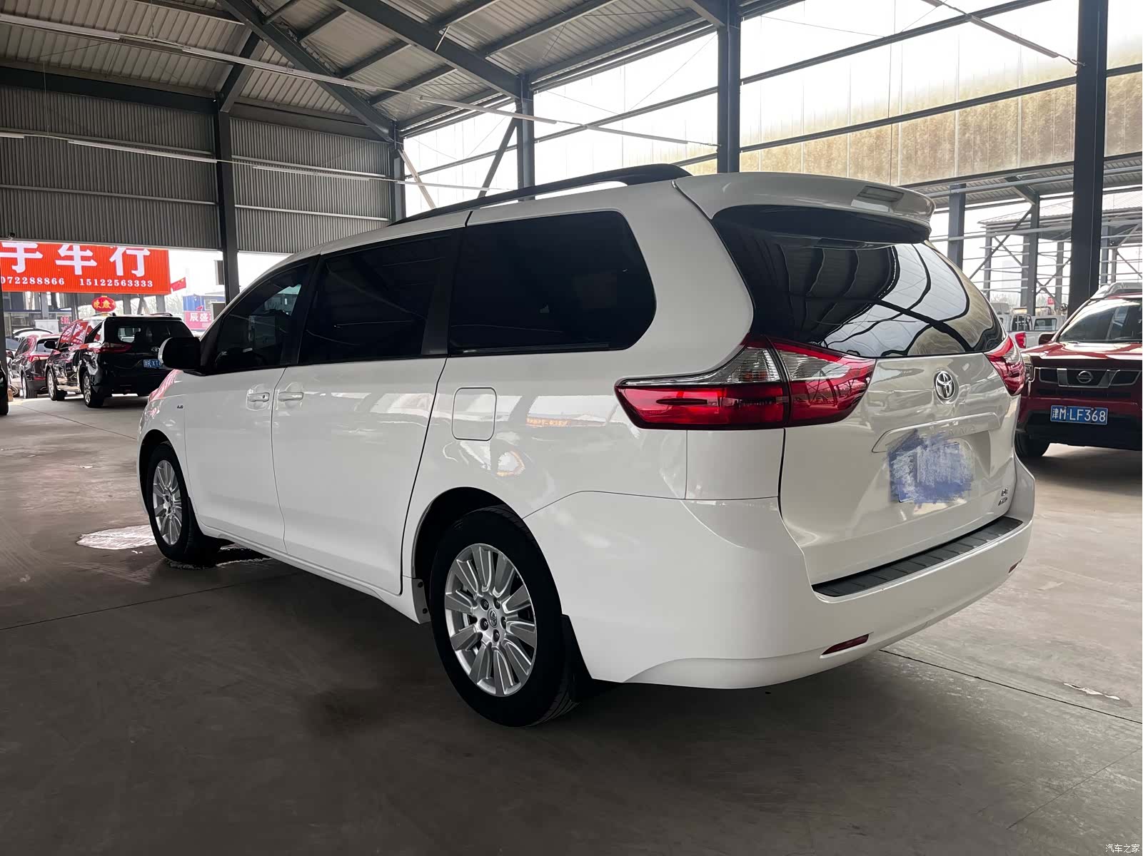 Toyota Sienna, 2017 4