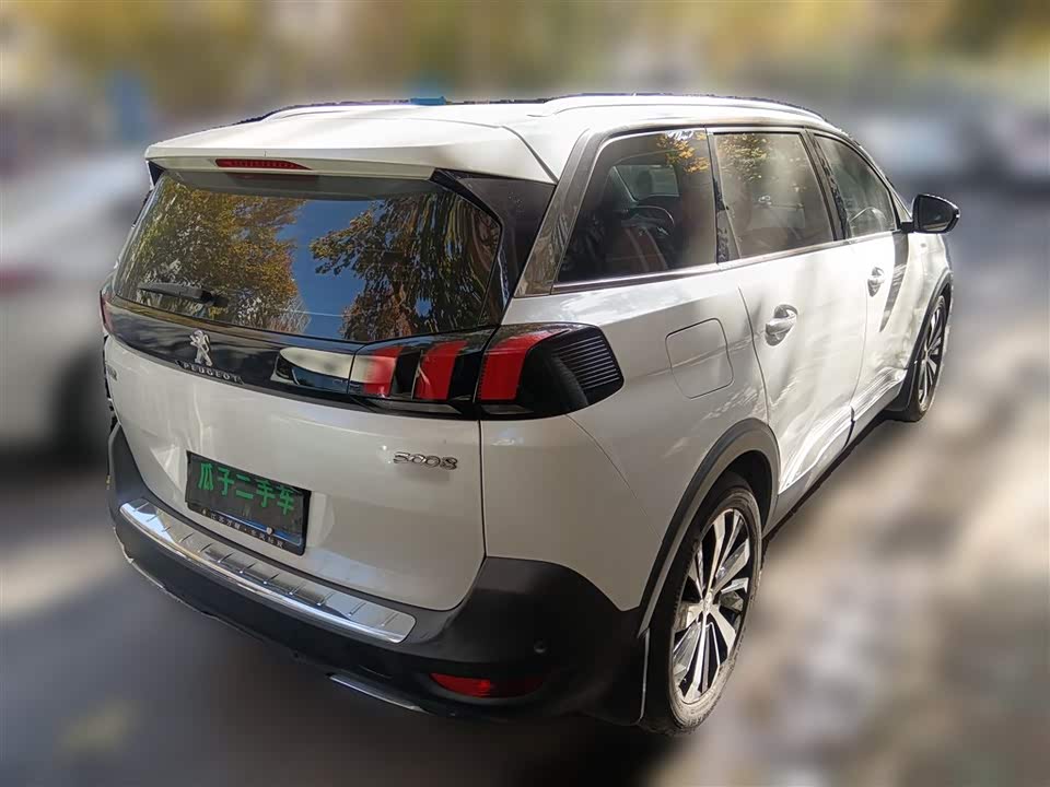 Peugeot 5008