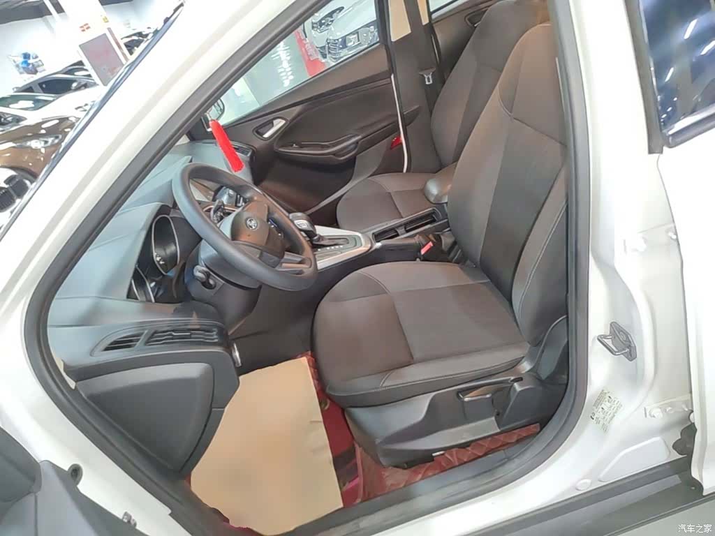 Ford Focus, 2018 15