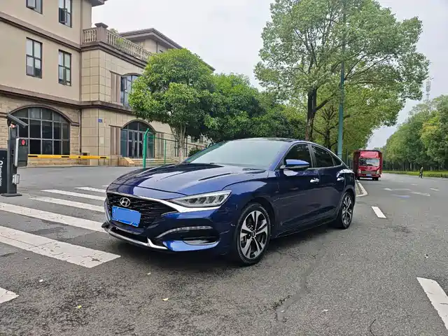 Hyundai Fiesta 2021 — купить из Китая под заказ