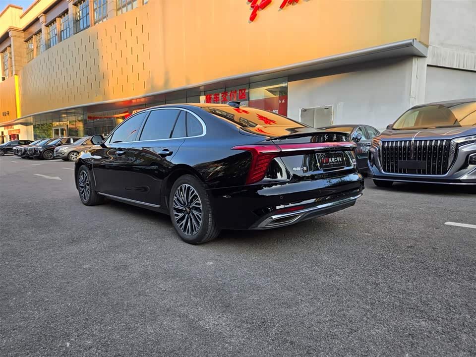 Hongqi H5